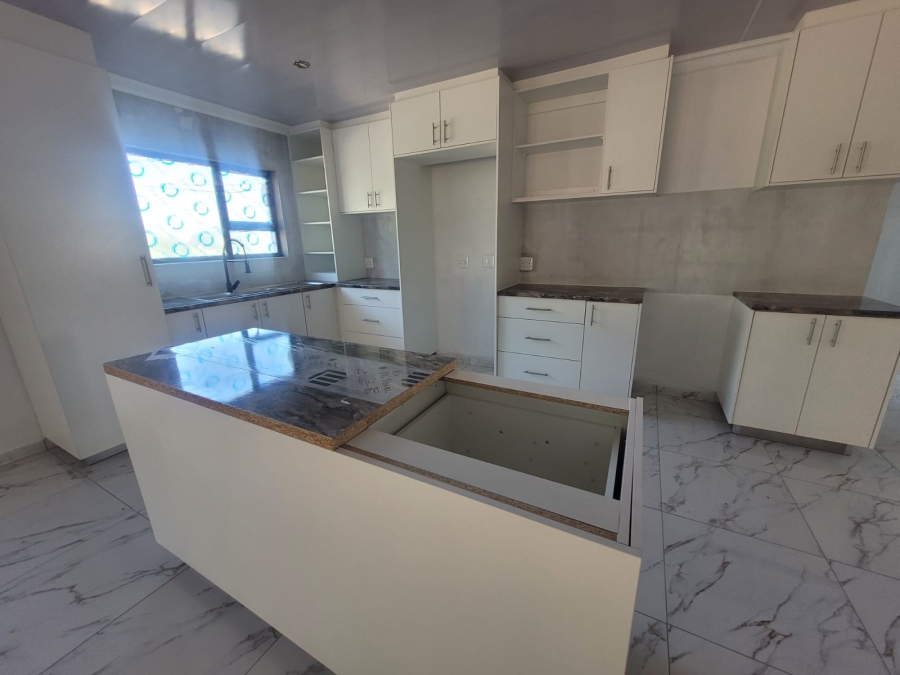 3 Bedroom Property for Sale in Paradise Beach Eastern Cape